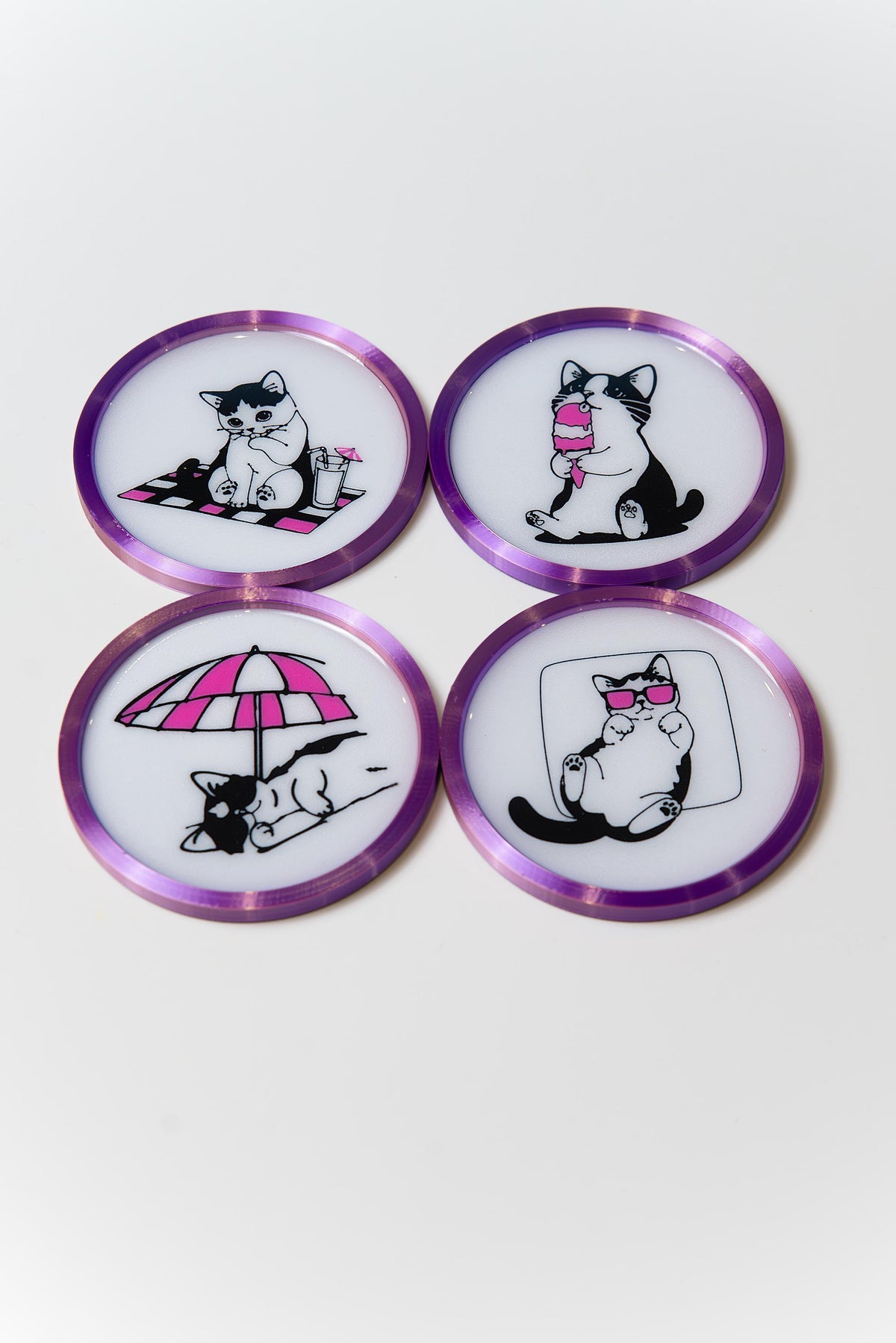4 coaster of a cat 
