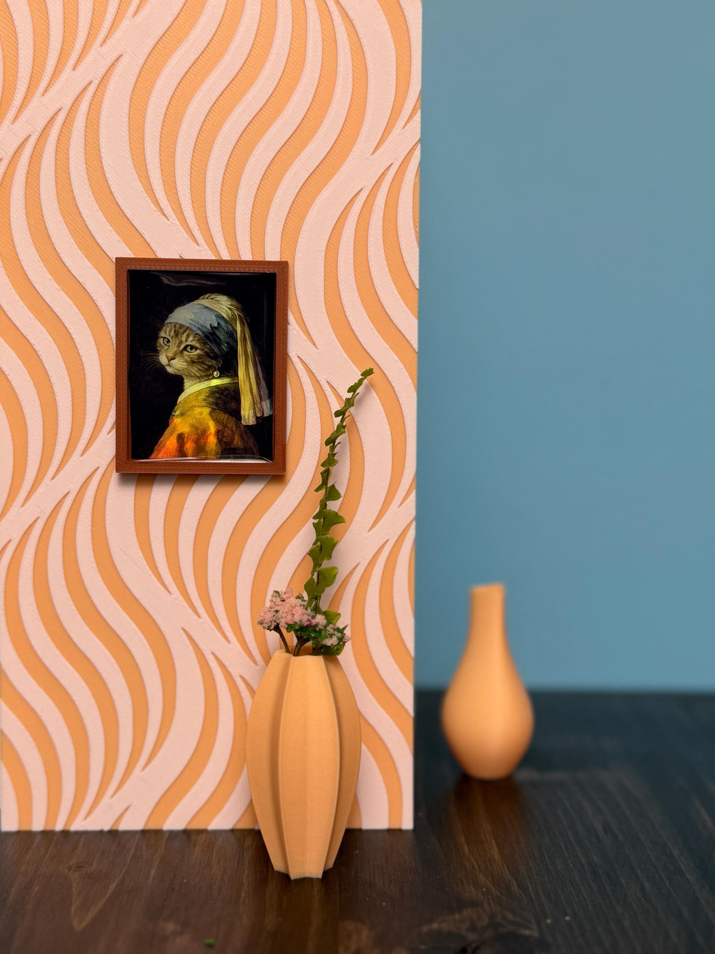 Brown miniature cat picture frames 