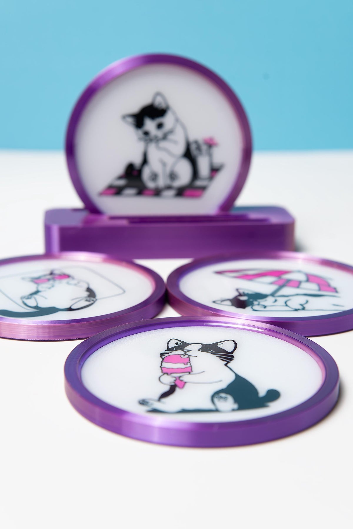 set of 4 coaster in the stand